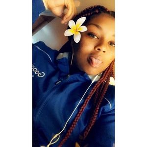 Meet your Posher, Imani